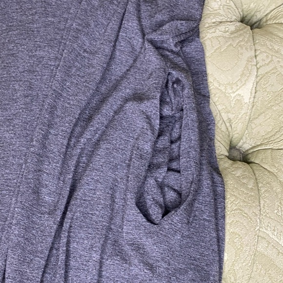 Yana K Sleeveless Top One Size Fits Most Gray Color NWT - Picture 2 of 11